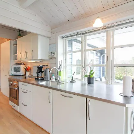 Holiday home Mathy - 900m From The Sea In Nw Jutland By Interhome