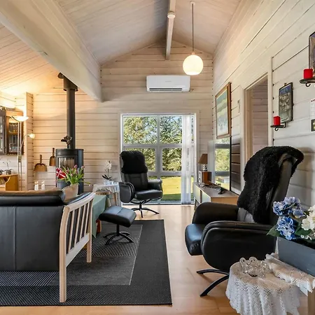Mathy - 900m From The Sea By Interhome Feriehus *